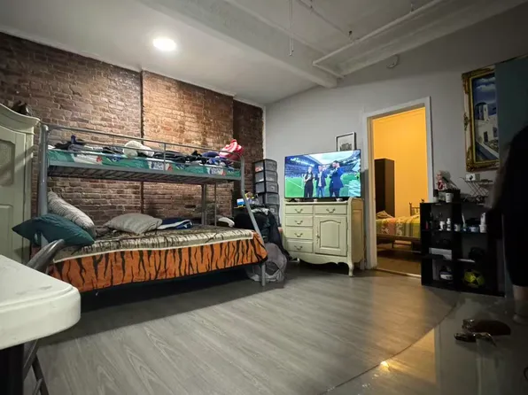 3921 7th Avenue image 9 of 17