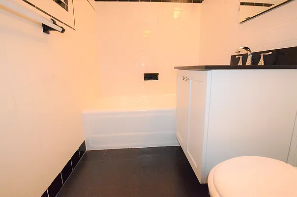 Rented by Manhattan Realty Group | media 12