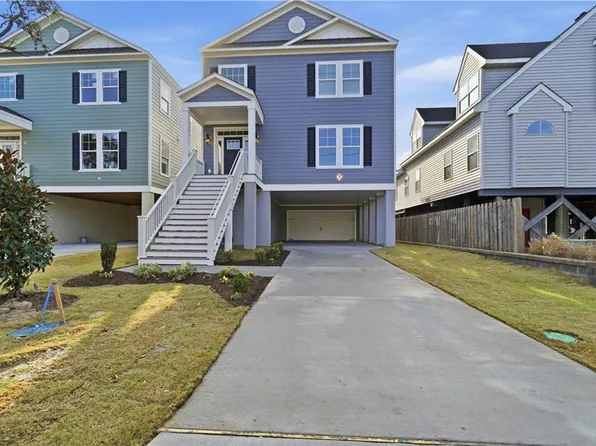 861 Little Bay Ave, Norfolk, VA 23503