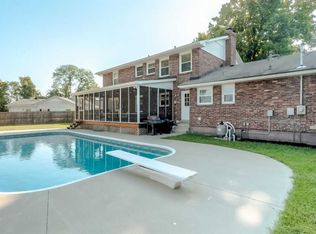 506 Jamestown Ct, Frankfort, KY 40601