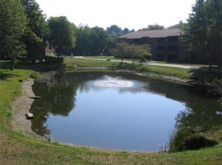 15 Davis Rd APT B11, Acton, MA 01720