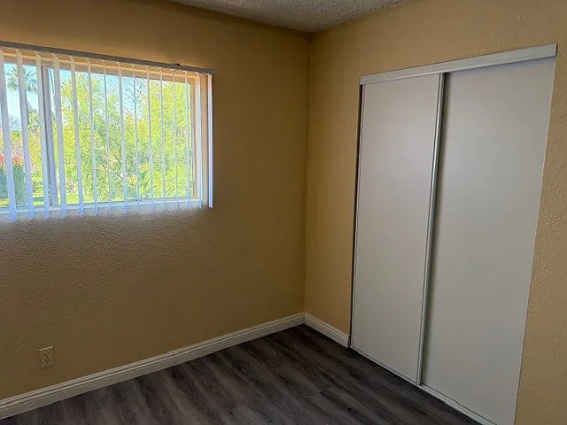 Villa Del Sol Apartments — Photo 20