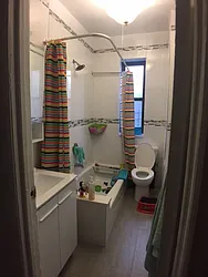 Rented by Roberto Guilbet, LREB