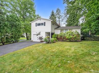 21 Tanglewood Rd, Scarsdale, NY 10583