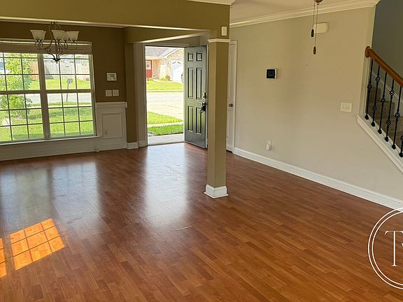 5th image of 150 Grandview Dr