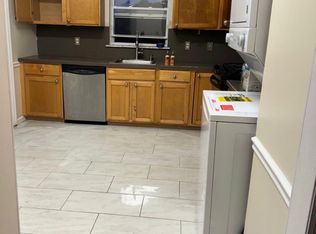 400 Newbridge Rd FLOOR 2, East Meadow, NY 11554