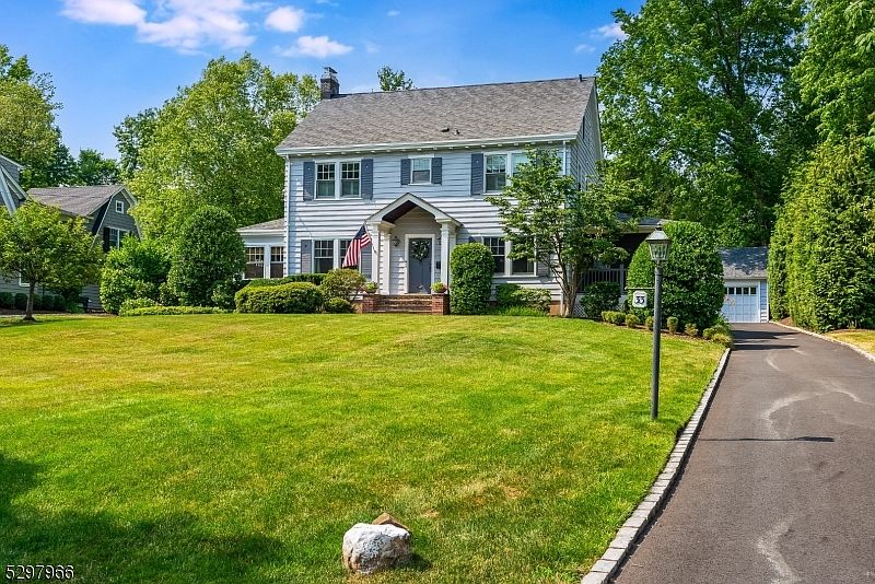1st image of 33 Hobart Ave
