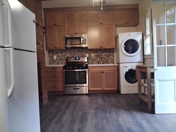2nd image of 1014 Ursulines Ave