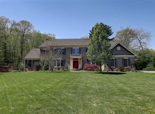 20 Lenihan Ln, East Greenwich, RI 02818