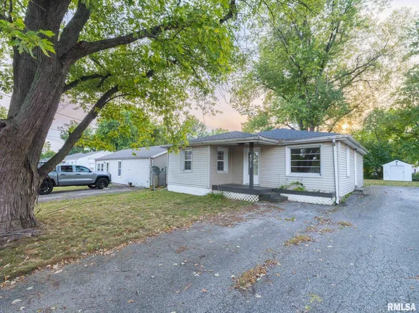 4015 S Lafayette Ave, Peoria, IL 61607