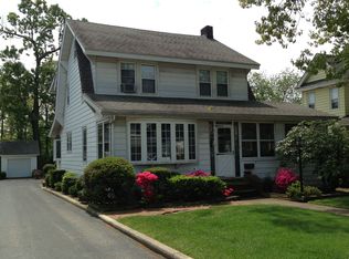 106 Driscoll Ave, Rockville Centre, NY 11570