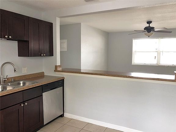 5th image of 4722 W Wallace Ave