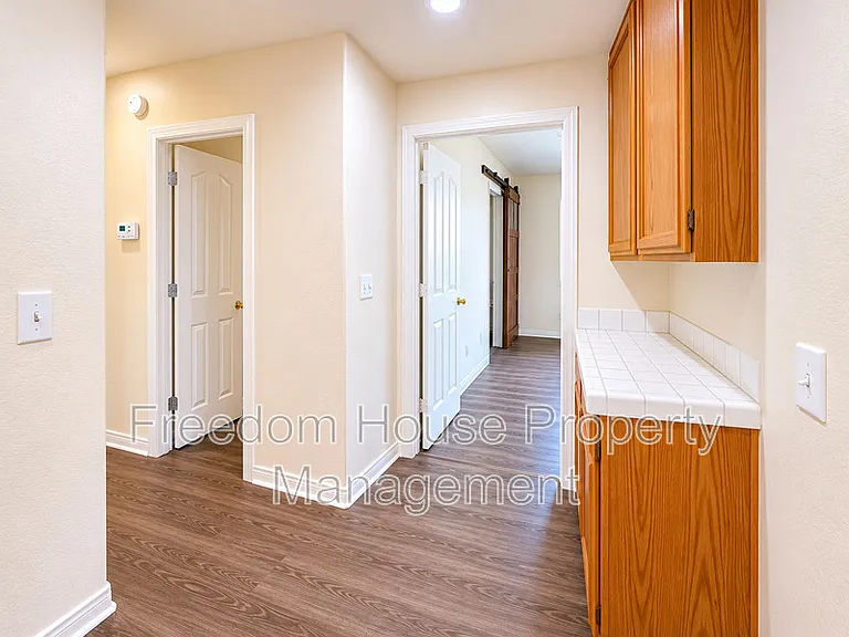 3066 Mount Charleston Dr — Photo 26