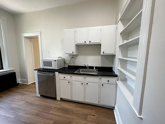 2nd image of 3414 Whitfield Ave #3