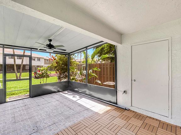 4th image of 10723 NW 10th St S #Townhouse