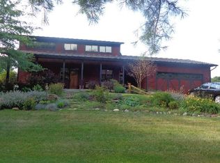 5716 E Skinner Rd, Stillman Valley, IL 61084