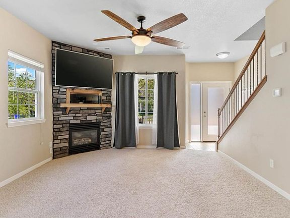 4th image of 1593 Burr Dr