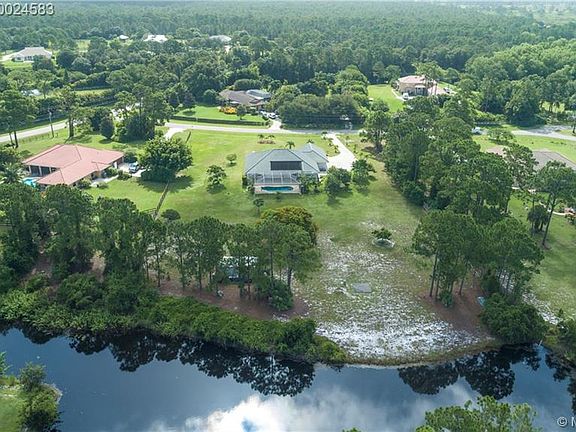 3rd image of 3303 SW Golden Ln