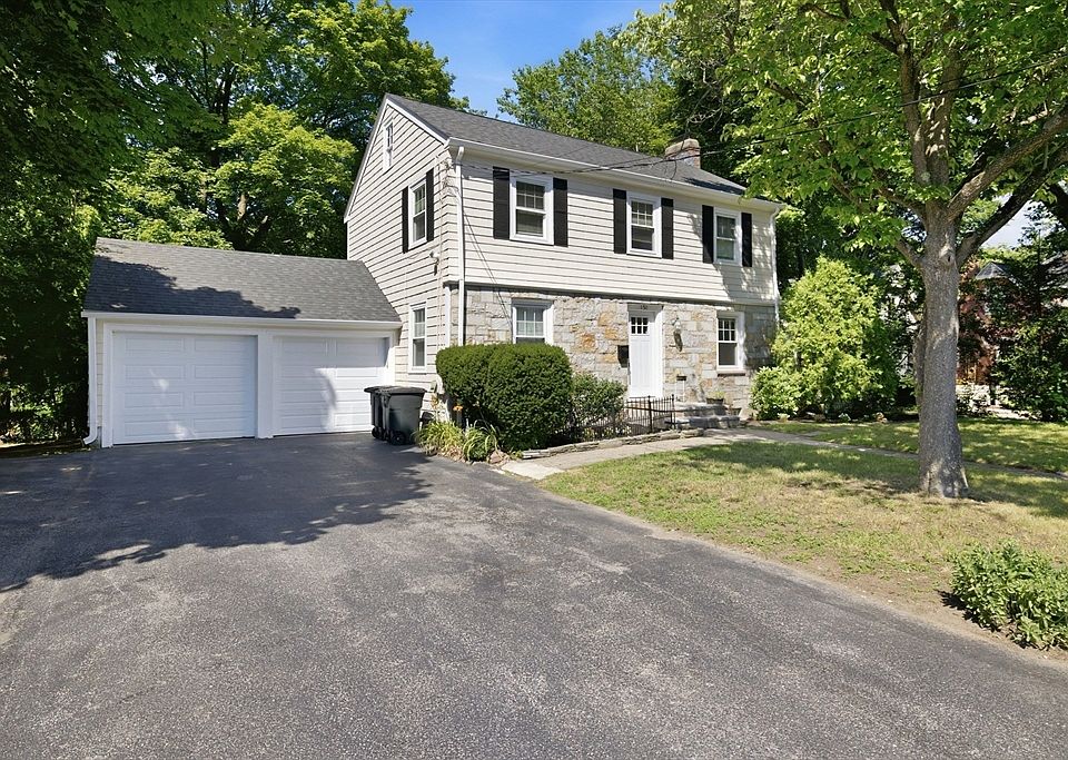 1st image of 150 Cambridge St