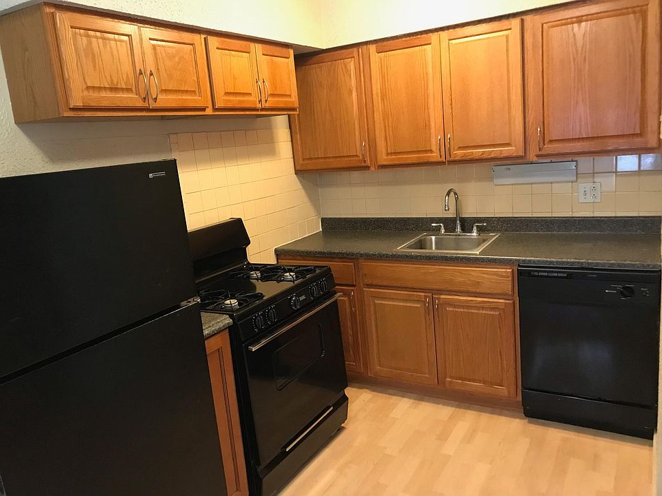 1st image of 7119 South St APT 106