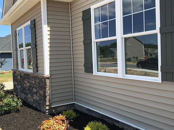 4th image of 187 McEwen Dr