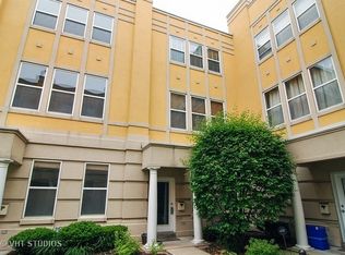 7521 Brown Ave #405, Forest Park, IL 60130