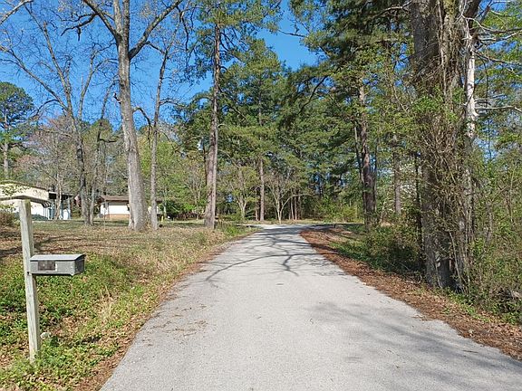 4th image of 25 Kendall Dr