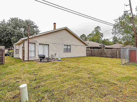4th image of 2325 Willowglen Dr