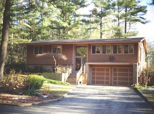431 Saint Andrews Ct, Gladwin, MI 48624