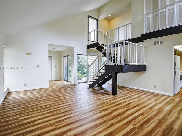 9331 NW 35th Mnr, Sunrise, FL 33351