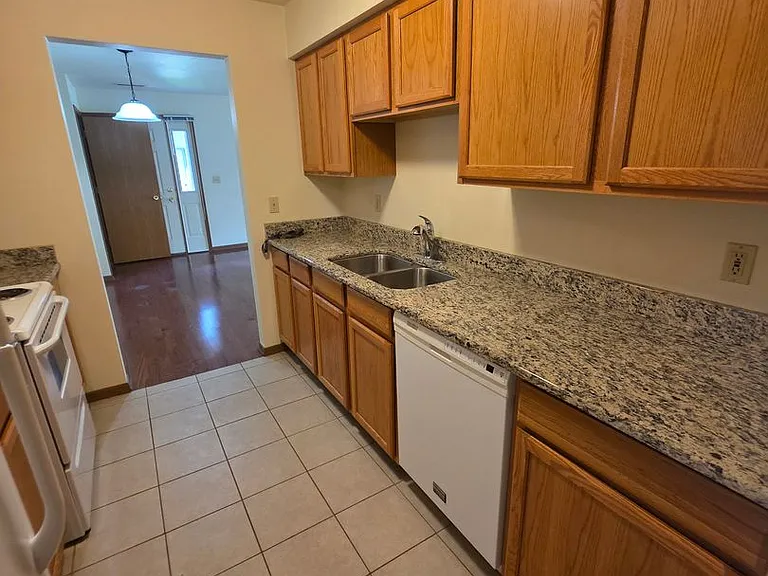 6315 Garrett Ln — Photo 65