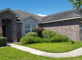 3215 Meadow Bay Ln, Dickinson, TX 77539