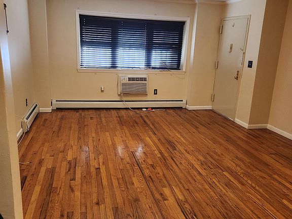5th image of 3612 Bronxwood Ave #1A
