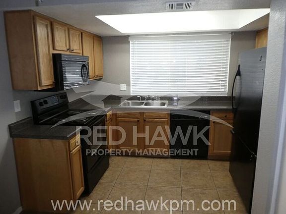 3rd image of 10814 N 16th Ave Building B