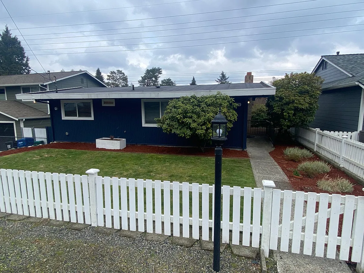 View from Street - 11736 N Park Ave N