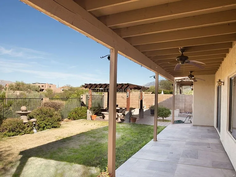 10865 E Walking Stick Dr — Photo 1
