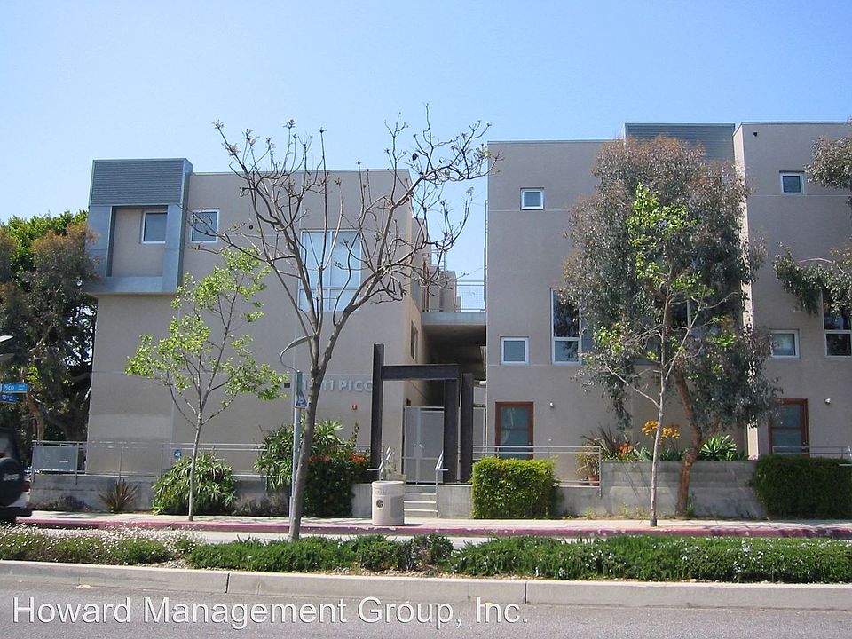 1st image of 1011 Pico Blvd Unit 13