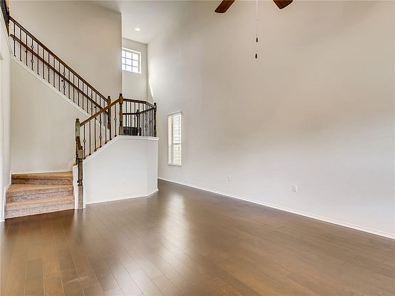 5th image of 9801 Tolima Dr