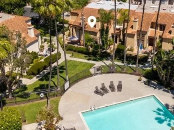 71 Corsica Dr, Newport Beach, CA 92660