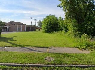 19 Leslie St, Highland Park, MI 48203