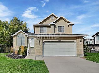 1920 W Sergeant Dr, Salt Lake City, UT 84116