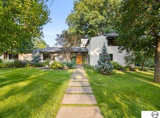 1300 Crestdale Rd, Lincoln, NE 68510