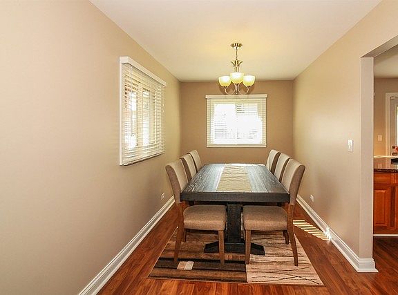5th image of 1213 Old Mill Ln