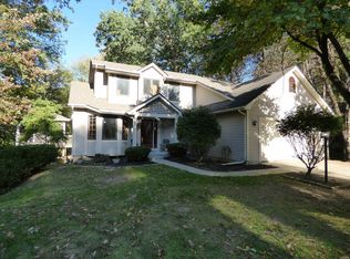 51414 Oakwood Ct, Granger, IN