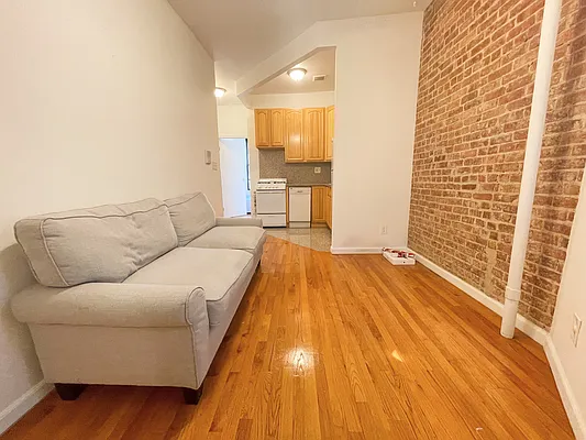 Rented by Keller Williams NYC | media 14