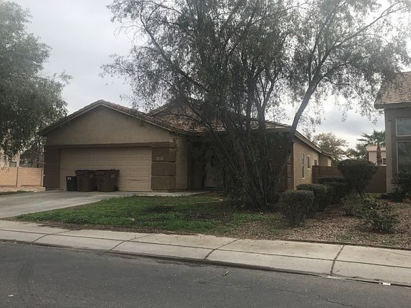 2nd image of 801 W Gibson Ave