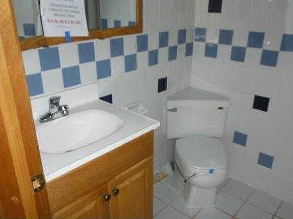 4th image of 2802 Meadow Dr