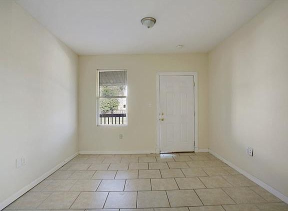 3rd image of 3421 Eagle St