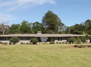1311 Mill Run Rd, Athens, TX 75751