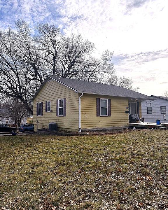 2nd image of 503 S Prairie St
